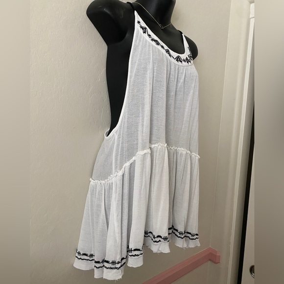 Urban Outfitters Tank Top - Picture 3 of 16